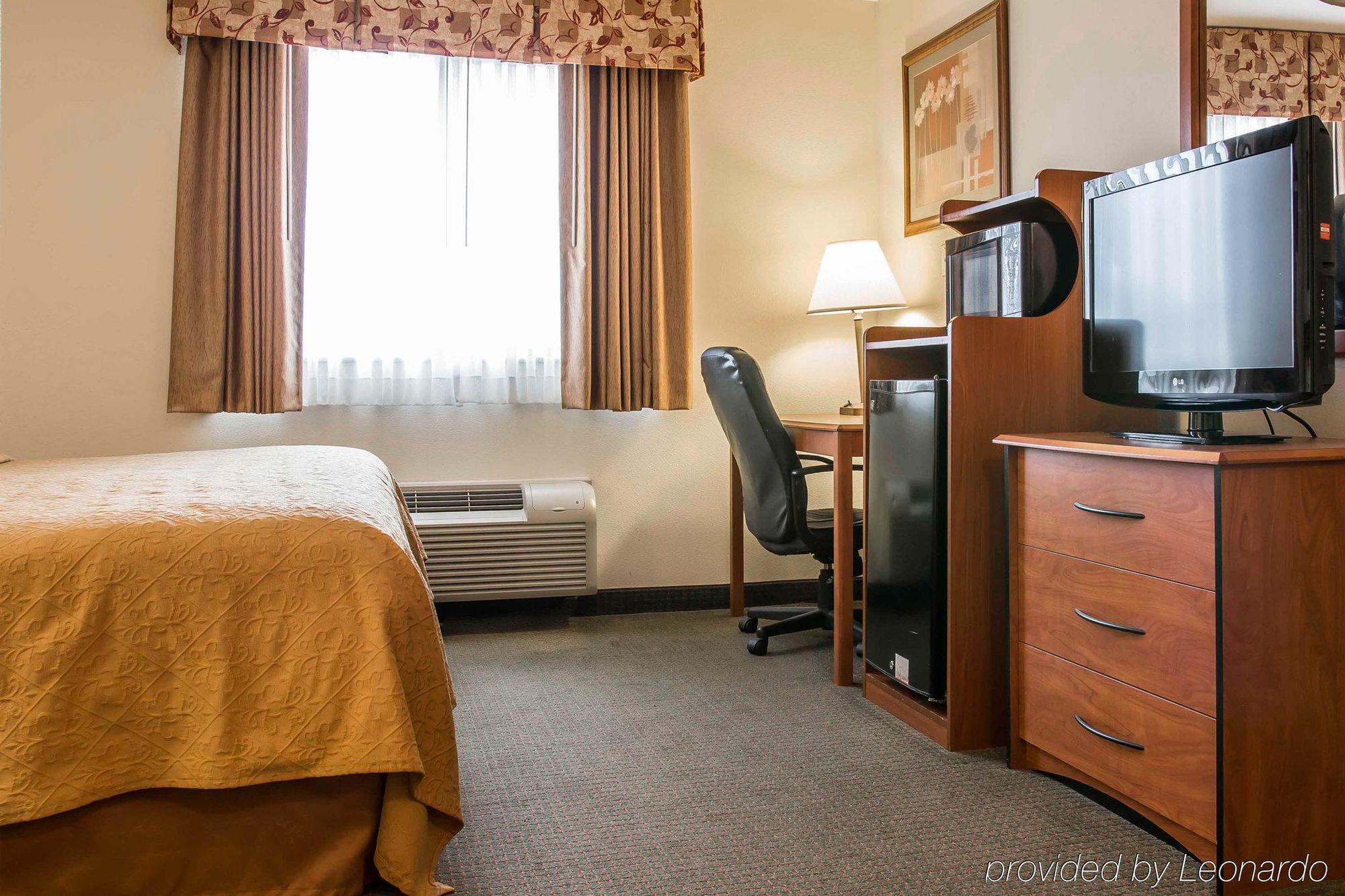 Quality Inn Durand I-69 Exterior photo
